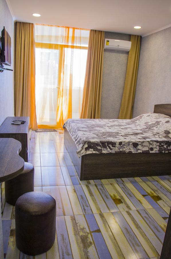 Apartament Denis In Apart-Otel Residenc Batumi Exterior photo